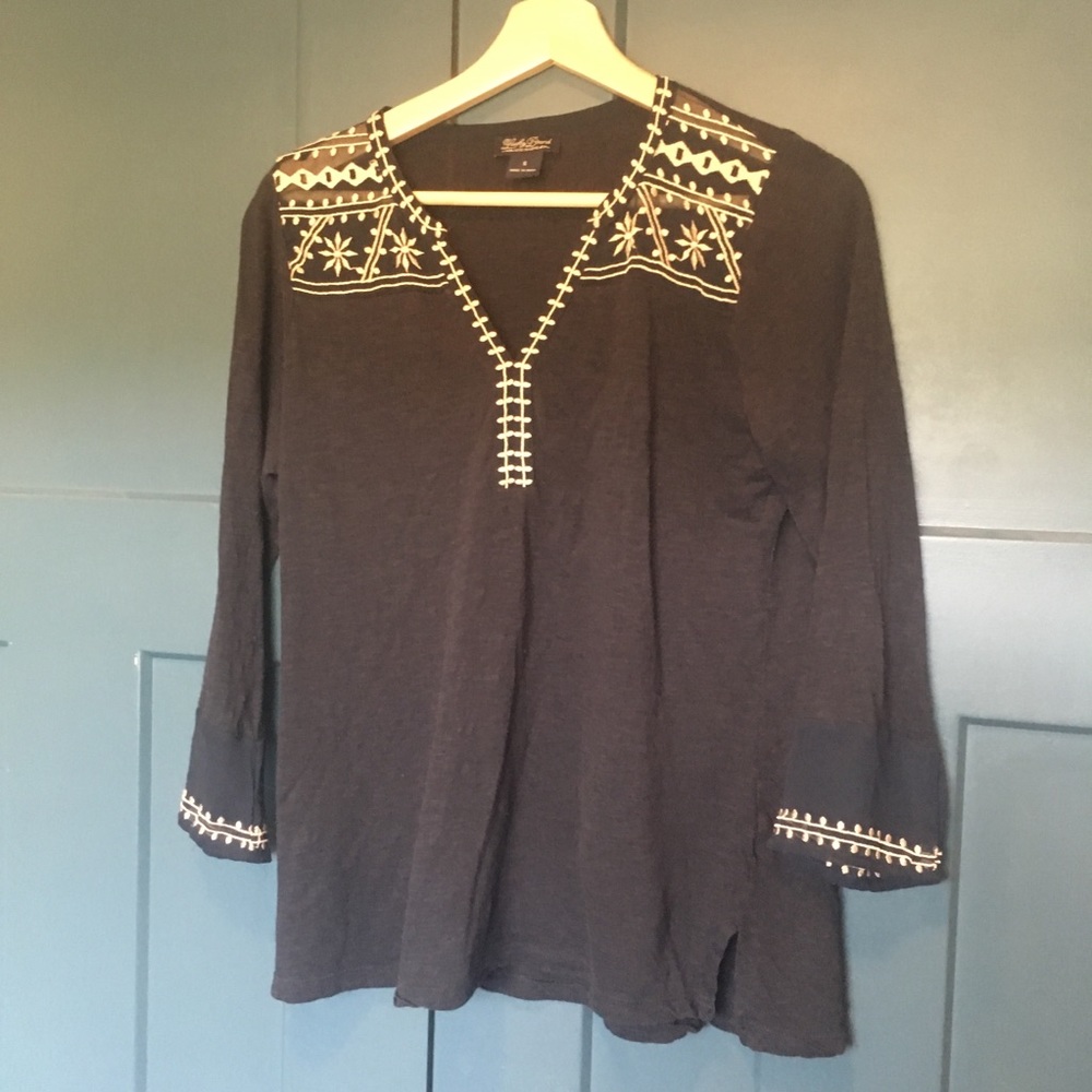 Lucky brand embroidered shirt